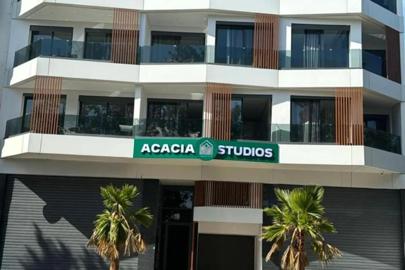 Acacia Studio 14 カサブランカ